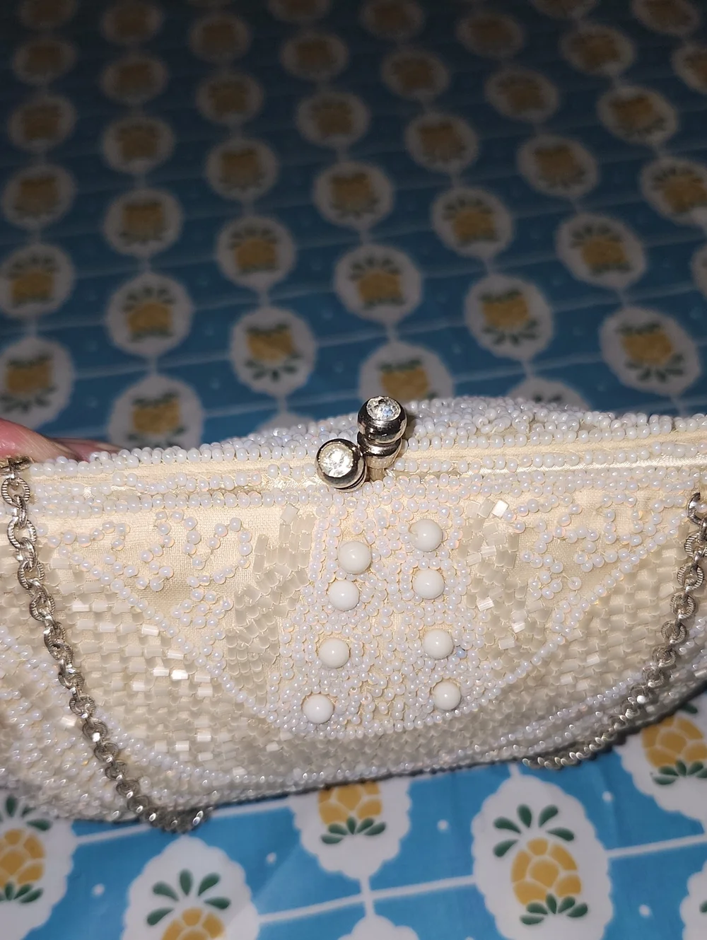 Vintage Walborg Clam Shape Pearl Beaded Clutch Gold Metal Strap rhinestones